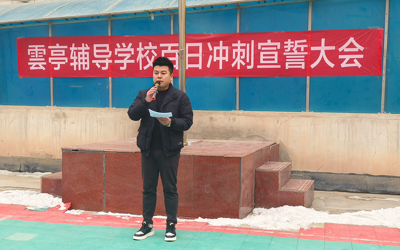 李坤.png 李坤.png